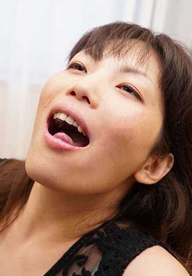 021619_037-PACO Gokkun suru 已婚妇女 79 - 喝了两杯还想再喝的妇女 Nakadashi - 特别系列。