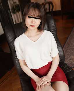 022324-01-10MU 把你的精液射到我刚剃过的敏感小穴里吧！