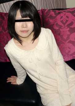 030421_01-10MU 狠狠地拍下了金森的童颜顺从纯情女孩的视频