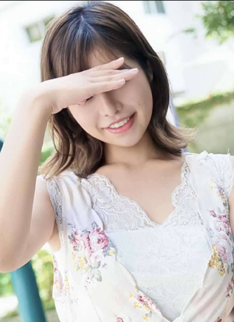 031926-01-10MUSU 想要成为裸体明星的G罩杯爆乳美女 上原亚美