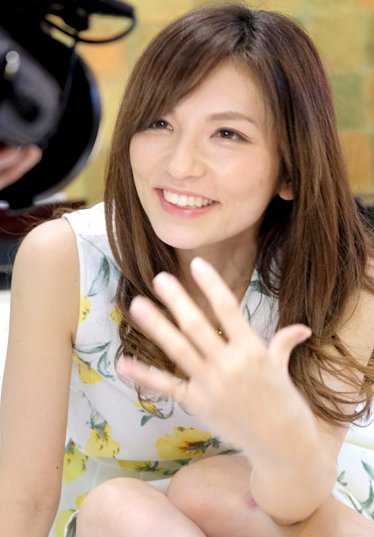 033118_242-PACO 具有阳刚之气的苗条美女--无论做什么都要看着镜头--特别系列。