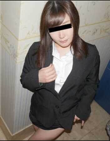 050920_01-10MU 穿着招聘服的放荡求职女孩赤堀佳子