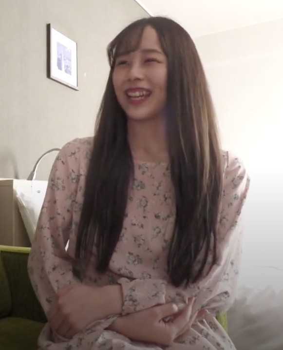 051323-01-10MU 可爱的素人女儿被介绍给了一个接一个的色狼 佐山优美