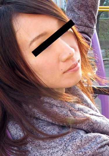 051420_303-PACO 拥有浓密巨大阴蒂的熟女