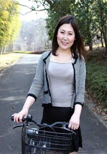 061617_002-CARIBPR 加勒比海通信 高级 061617_002 妈妈自行车 ～摇晃的爆乳・陷入的巨臀～