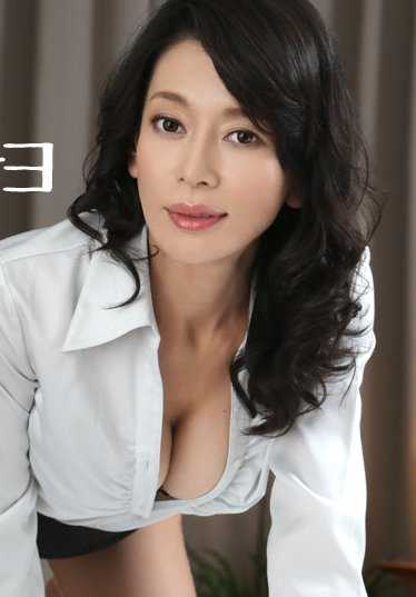 070319_003-CARIBPR 成熟女性的西装下身都是傻乎乎的。