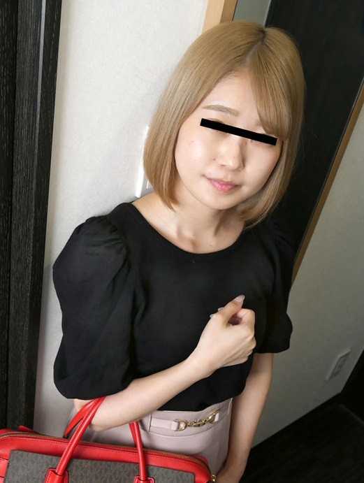 070722_01-10MU 素人AV面试 ～紧张的素人女孩穿上暴露阴部的蕾丝内衣被猛插～涩谷芽以
