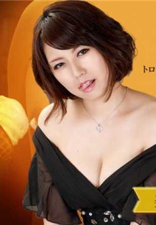 072820-001-CARIB 像舔冰淇淋一样，我会把你的一切都融化掉的美咲真矢