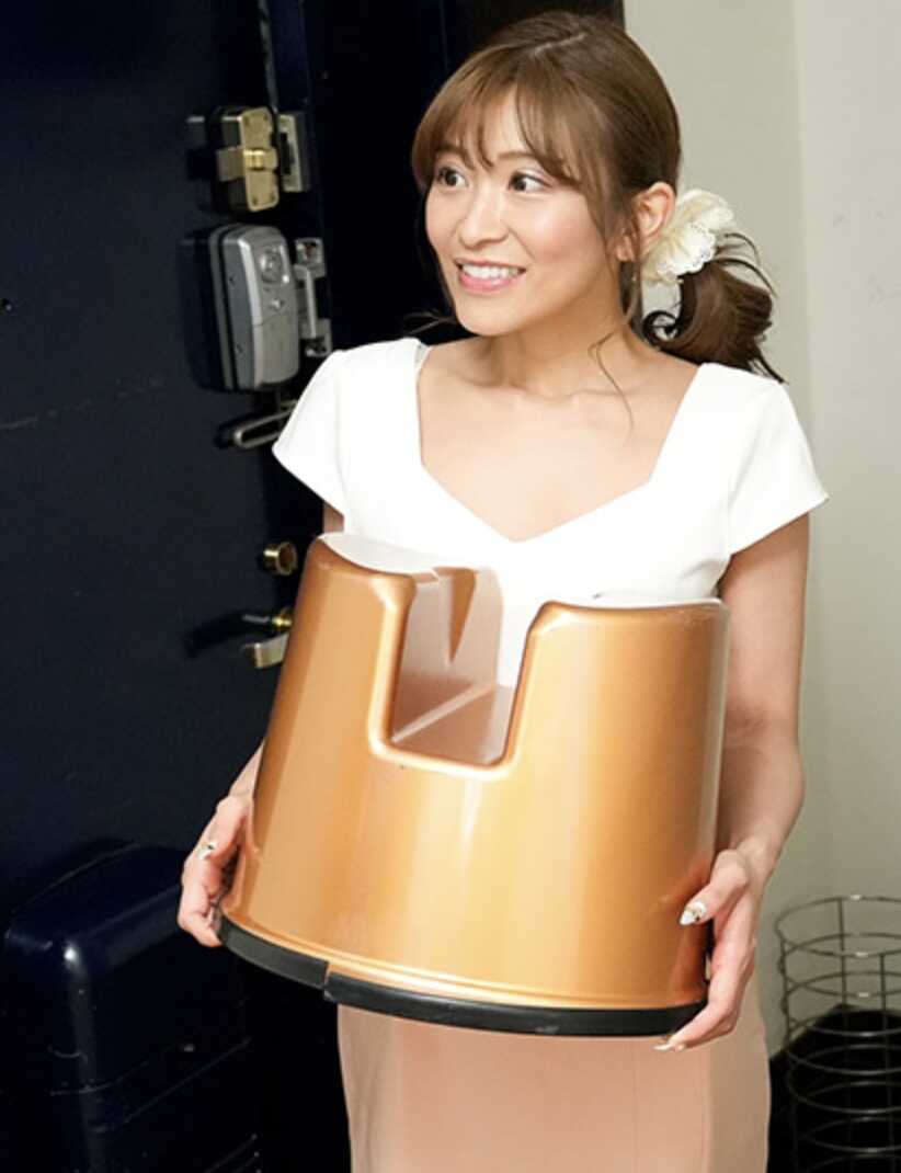 081526-100-PACOPACOM 携带色情椅子！与美熟女在家进行正宗出张SOAP！