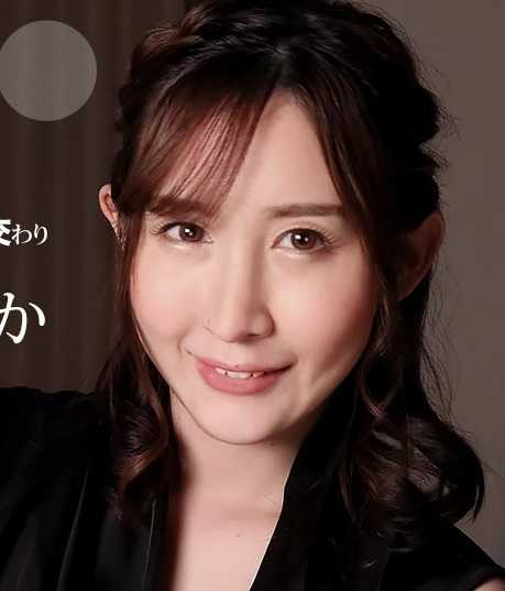 100221_001-1PON 浓烈的接吻与肉体的交缠 世良麻衣