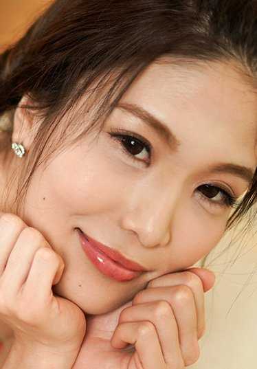 100319_909-1PON 出色的女演员佐伯千秋，她可以连续拍摄三个镜头，而且时间充裕。