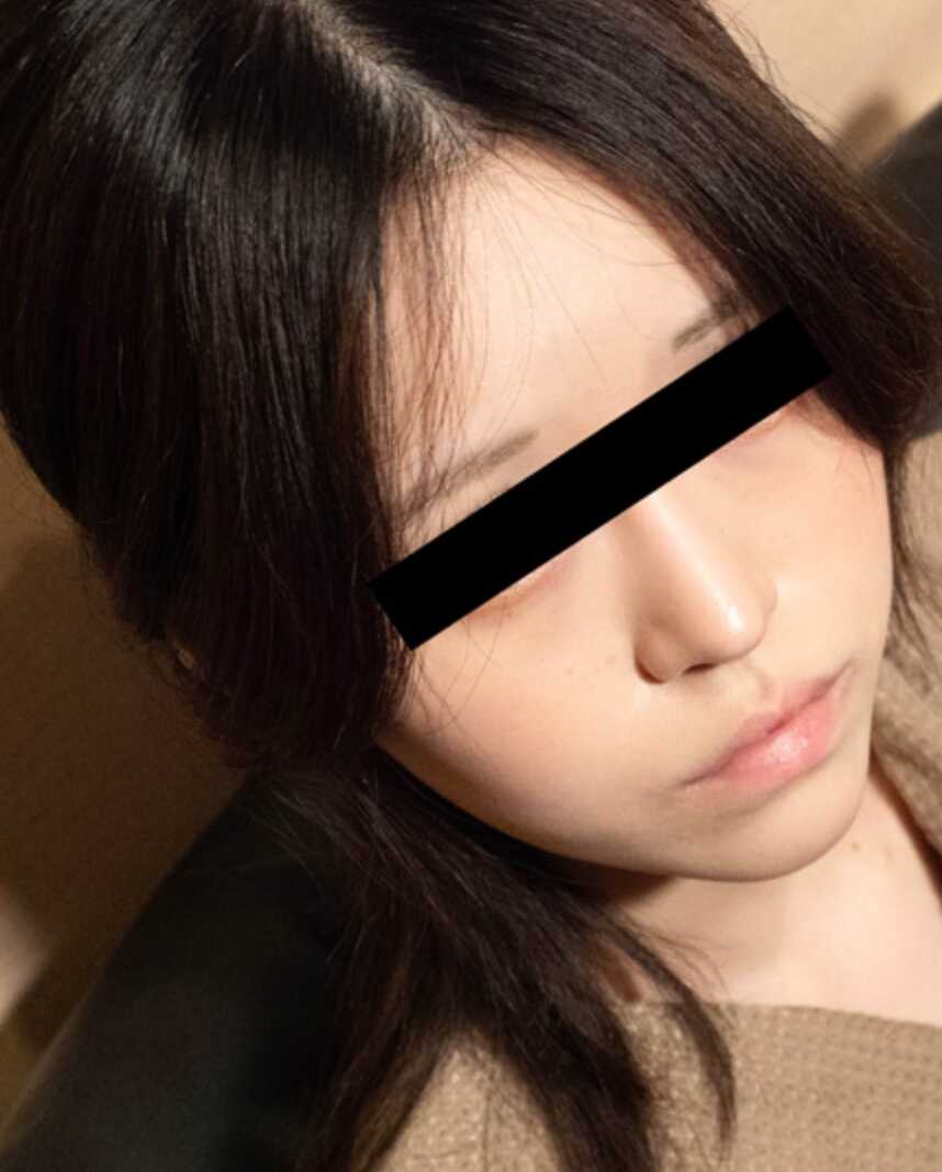 102125-01-10MUSU 边看视频边口交挑战