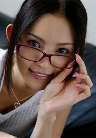 110717-533-CARIB Caribbean.com 110717-533 美丽秘书的忧郁 埃米里-希尔