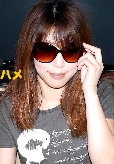 111219_927-1PON 赤裸上身，戴着墨镜，现场做爱，Hina Hakusan。