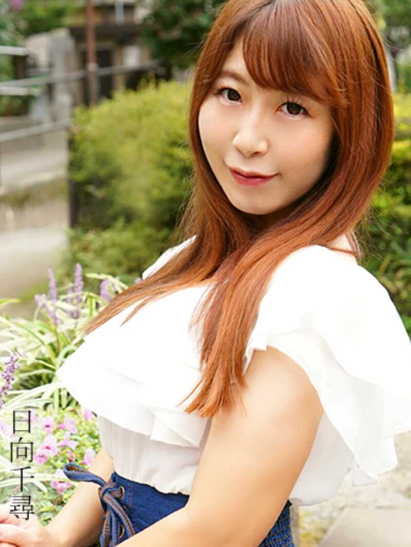 112025-001-CARIB 玩弄男人龟头而兴奋的色情贵妇中出性交 日向千寻