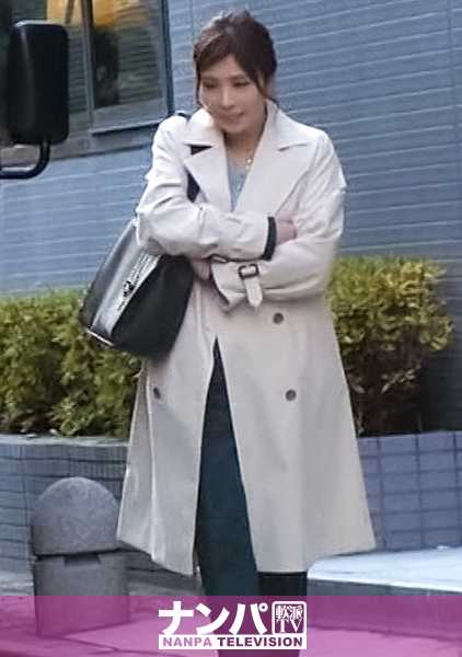 200GANA-2230 搭讪调情巨乳美魔女房仲做爱狂插