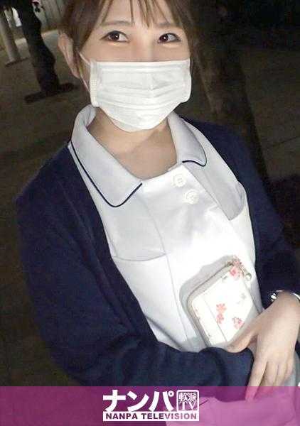 200GANA-2406 真软派，初次拍摄。 1572 ‘要不要挑战一下抓住现金？’的声音让护士停下了脚步！然而，作为代价，她被要求进行H拍摄…被金钱蒙蔽了双眼，柔软的F乳摇晃着，喘息不已！