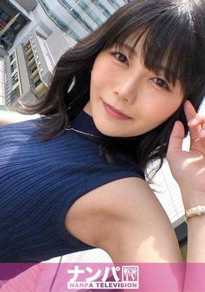 200GANA-2901 真正的花花公子，首次拍摄。 1949年在樱木町搭讪了一位看起来很漂亮优雅的姐姐！然而，打开盖子后发现，她交往过的人数远不如她睡过的人数多，是一个彻头彻尾的荡妇！用手淫让她高潮喷射！丰满美丽的巨臀太色情了，后入和骑乘场景非常刺激！！