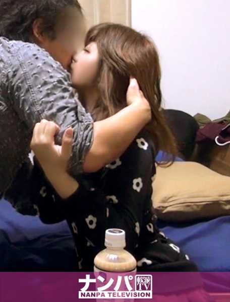 200GANA-541 搭讪女孩、带她们进屋、暗中拍摄 109