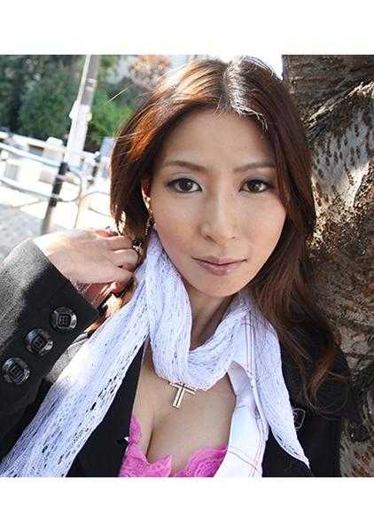 240TOKYO-485 瞳