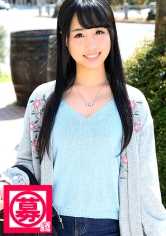 261ARA-184 19岁的小茹是当地有名的活跃女孩。她申请参加节目的原因是想出国旅游。她说:"我想结识世界各地的朋友。"她喜欢社交,经常参加联谊活动,交到很多新朋友。她最近和一位多米尼加朋友相处得不错。小茹性格开朗,生活丰富多彩。