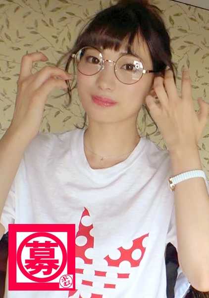 261ARA-326 [21岁的[超级SSS班]明莉来找我们了！她来应聘的原因是因为她出现了三次。沉迷于AV性爱的[绝色美女]，'我也该做爱了......'她完全欢迎！这位性意识觉醒的美丽女孩太色情了，以至于羞于做她所做的事情！她通常在蛋糕店工作，但她却演变成了一个[变态女孩]，喝光了她脸上的精液！她是一个性欲觉醒的美丽女孩，她羞涩得无法抑制自己的性欲！