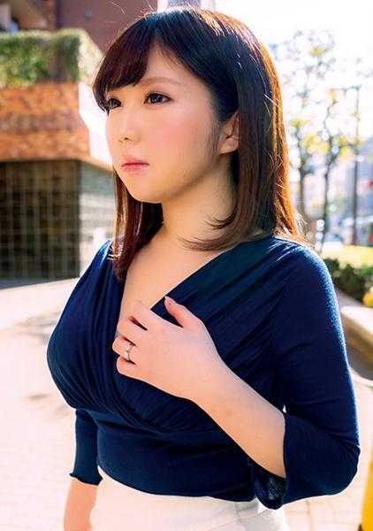 299EWDX-356 皮肤白皙、身材丰满、胸部丰满的已婚女士，即使结婚三年，仍然在寻找别人的阴茎，是一个性欲旺盛的人