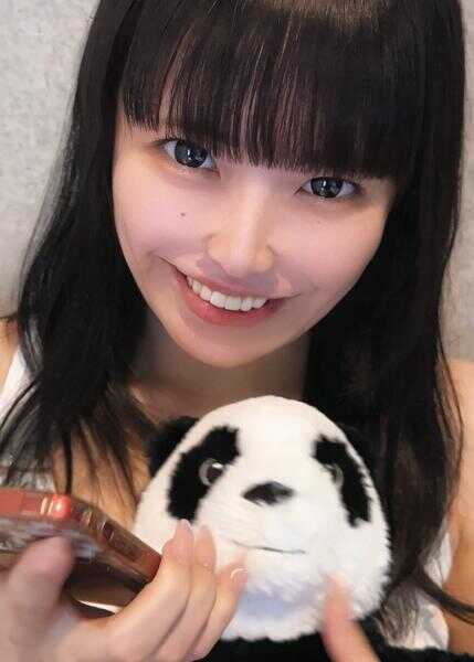 326FCT-180 天真烂漫！笑眯眯、可爱娇小的美乳女子以新鲜的裸体尽心奉仕！虽然表现得开朗，却沉溺于性快感中，笑容完全消失，痉挛着达到高潮的震撼影像！