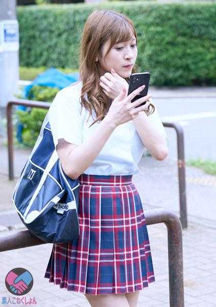 417SRYA-085 有点像 J 型女孩，喜欢内裤偷窥。或许是出于敏锐的直觉，他在背后狐疑地看着我……回家后，我亲吻了她毫无防备的熟睡嘴唇，69，并让她喝中出果汁......
