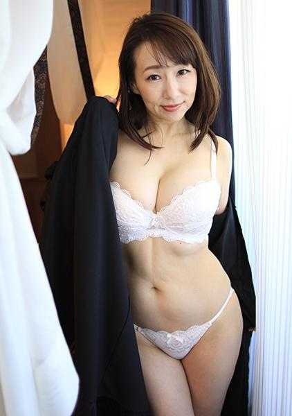 718XJR-002 作为一个女人 好美的美希