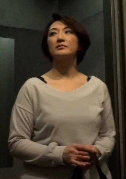 741P013-G02 已婚妇女与儿子家庭教师有染，大男子主义！
