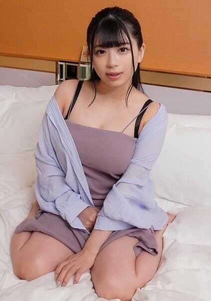 832AFHL-010 六本木的高级陪酒女郎出了店也只是普通的女人>喜欢被从后面抱住的矮个巨乳妹妹和生中○交尾！ 安小姐 花柳杏奈