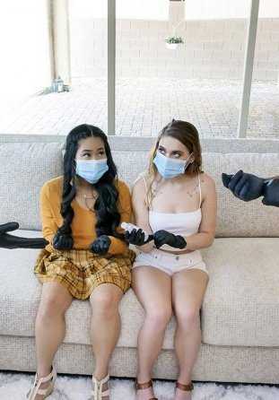 EU_US-DaughterSwap_20_08_24_Alona_Bloom_And_Sera_Ryder_Lockdown_Games DaughterSwap 阿洛娜·布鲁姆 和 塞拉·瑞德 封锁游戏