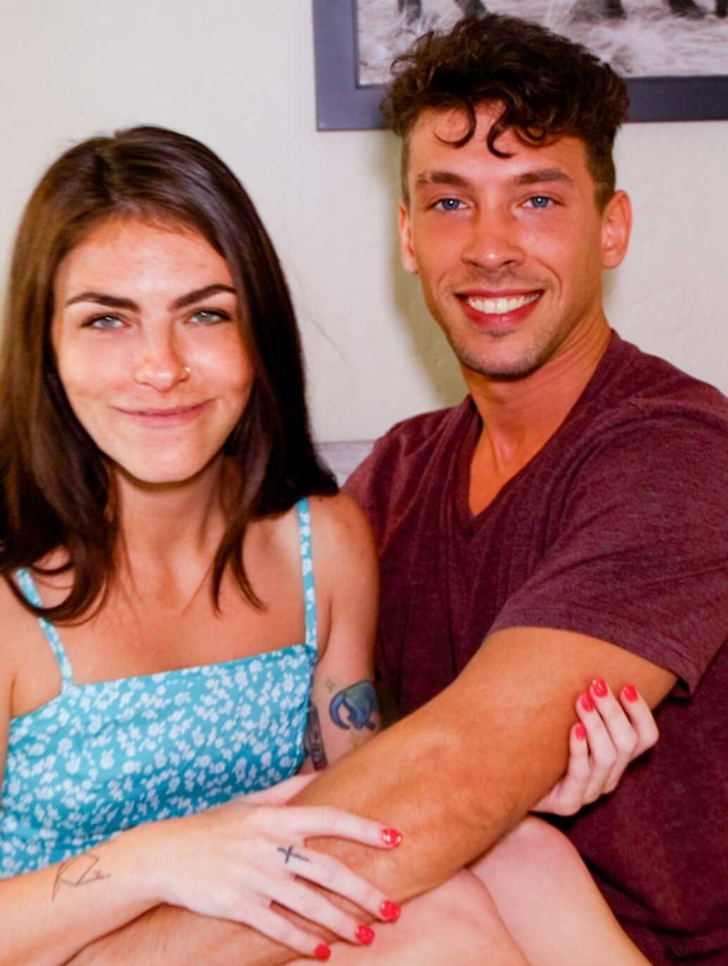 EU_US-HotGuysFuck_24_09_30_James_Lux_And_Thalia_Rhea 帅哥们操詹姆斯·勒克斯和塔利亚·瑞亚