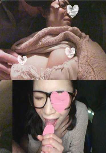 HEYDOUGA4140-094 恋足癖 适合穿长筒袜的清纯女大学生 – 限定版3 适合穿长筒袜的清纯女大学生在车内被两根鸡巴口交了！