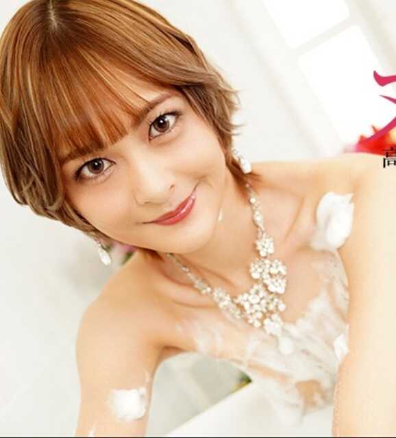 HEYZO-3690 滑溜快感！高级SOAP小姐的极致服务Vol.5 – 小宫亚美