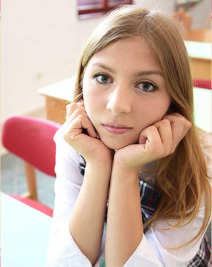 HEYZO-3775 故意让可爱学生会长留堂的恶德日语教师 留堂学习 - 黛西凯克