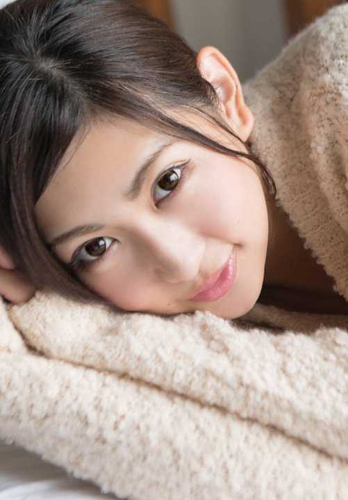 S-CUTE-324_YUNA_01 H/尤娜，沉醉于好色女孩的性欲。