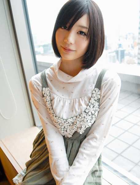 SIRO-2720 Airi Suzumura，在正式出道前的 AV 拍摄经历。