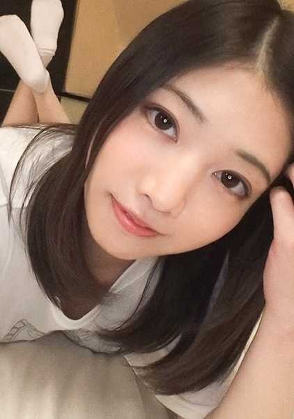 SIRO-3748 926 她在男友的指点下出演色情片！为了男友，她把自己的身体都搭进去了，但看到鸡巴出现在眼前，她却非常开心...