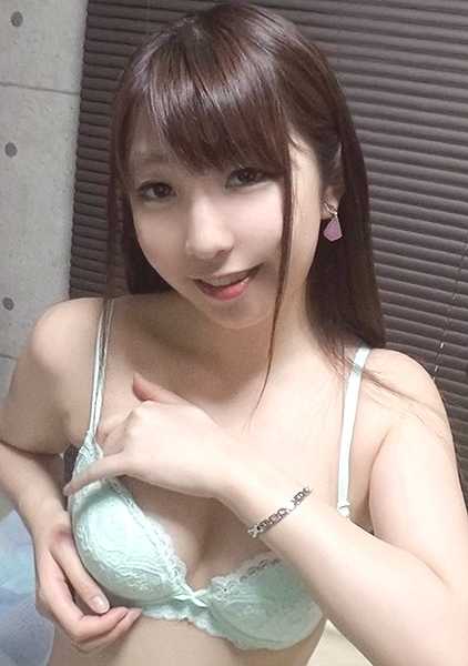 SIRO-3752 业余申请者，首次拍摄成人电影 69 温室培育的少女在成人电影中表演，在激烈的手交下摇晃身体，并首次喷水。