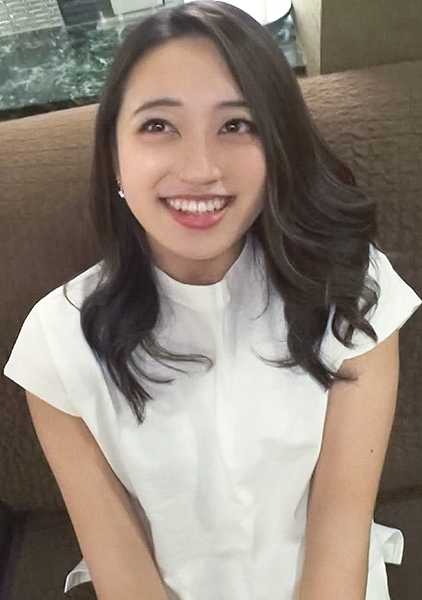 SIRO-3786 [第一次拍摄] AV在线申请 → AV体验拍摄 951 一位居住在加拿大的日本老师来比较一位外国人和一位日本人的阴部。我喜欢大的那个...... "我会用我的日本技术满足你！