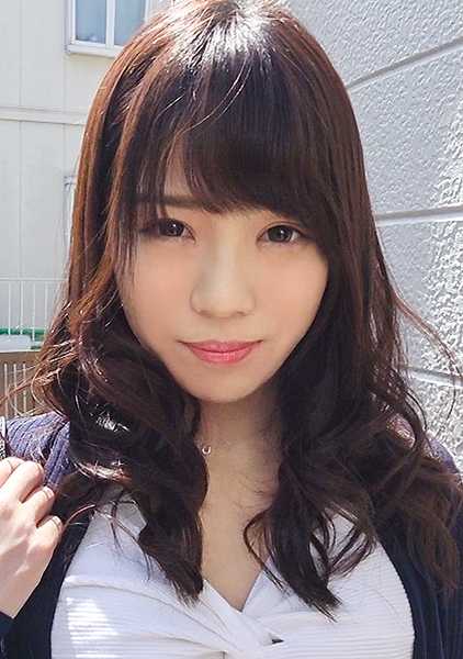 SIRO-3798 业余申请者，第一次拍摄色情片 78 我喜欢舔阴！美丽的巴士导游申请拍摄色情片赚钱！第一次在色情片中做爱！男演员的技巧让她痛苦不堪！