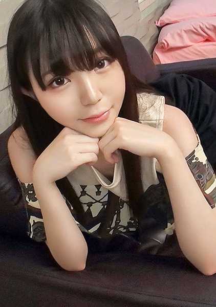 SIRO-3859 第一次拍照，在网上应聘成人电影，并被拍摄成人电影体验！她是一名家教，但这真的是她想要的工作方式吗？她出演成人片是为了排解无尽的性欲！