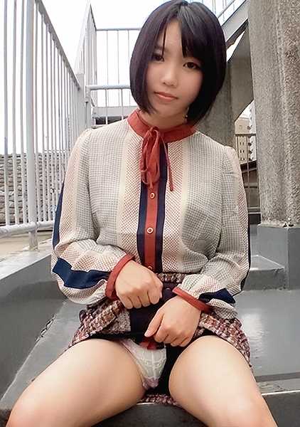 SIRO-3969 一个来自农村的普通女孩在自己公寓的房间里达到高潮时被录了下来。这是她有生以来第一次感受到快感，她的话语仿佛要喷涌而出...... 业余申请者，首次 AV 拍摄 103.