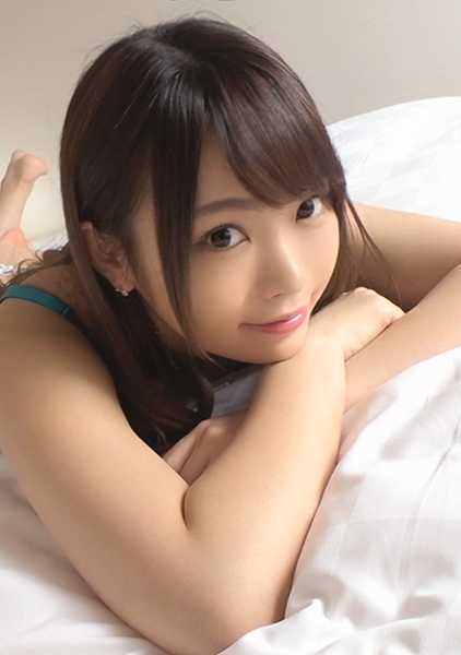 SIRO-3978 眼睛圆溜溜的服装店柔乳女店员