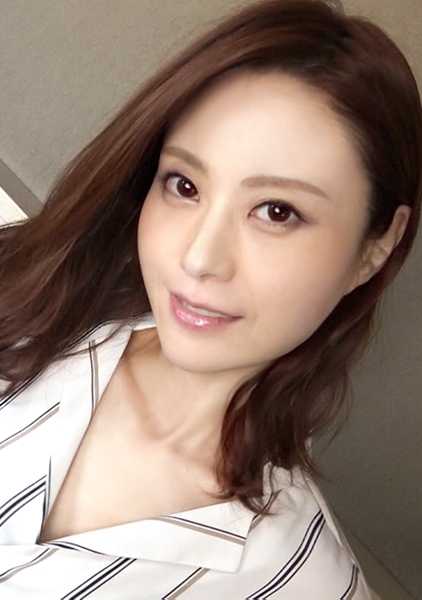 SIRO-4011 [第一次拍摄] [女医生与paipan] [不忠妻子被少男刺激] 美艳熟妇一心为公，私生活却在少妇的小穴中快活...... [第一次拍摄] AV应用上线→AV体验拍摄1134.