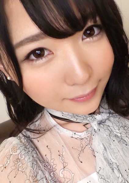 SIRO-4266 【首次拍摄】【敏感女子】【性欲显露型】纤瘦美女的迷你裙下伸出的性感美腿。她害羞的表情非常可爱，但在舒服的地方却会敏感地反应...