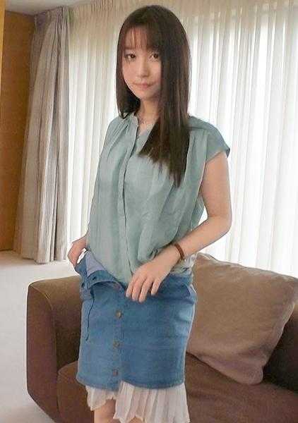 SIRO-4353 【首次拍摄】【蜜桃臀×白皙肌肤】【阴道深处的刺激是..】备受男性欢迎的蜜桃臀女大学生参战。纤细的身体颤抖着，房间里回荡着高亢的娇声，献身的妹妹系女子展现的侍奉是.. 招募素人，首次AV拍摄 179