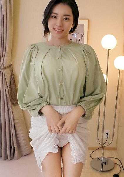 SIRO-4483 【首次拍摄】【背德的黏糊糊的○穴】【贪婪的口交】高挑苗条的美人妻的闷闷不乐的思绪爆发。贪婪地吮吸着别人的棒子，久违的阴道被抠挖的感觉让她乱成一团... 招募素人，首次AV拍摄 220